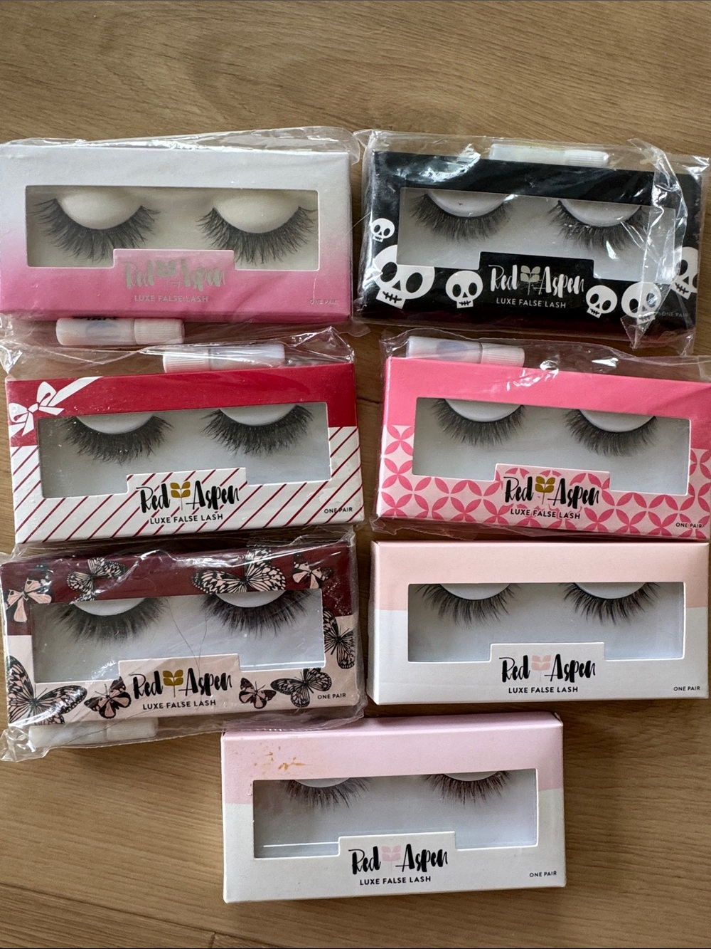 Red Aspen false eyelashes